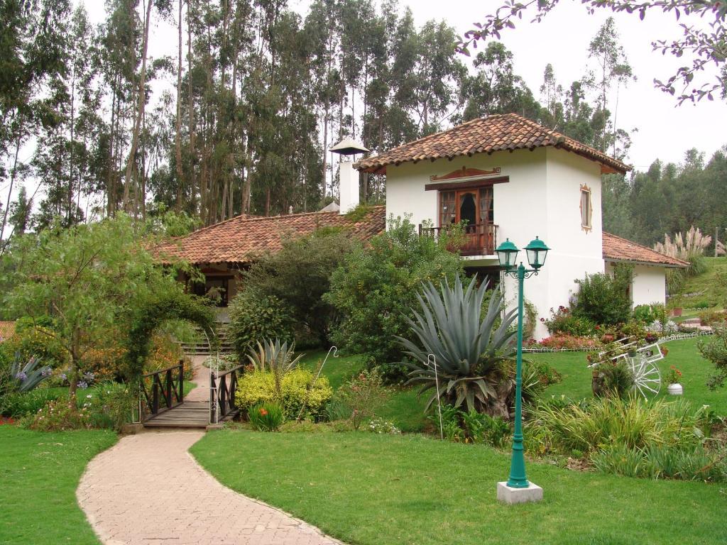 Hosteria Caballo Campana Cuenca Exterior photo